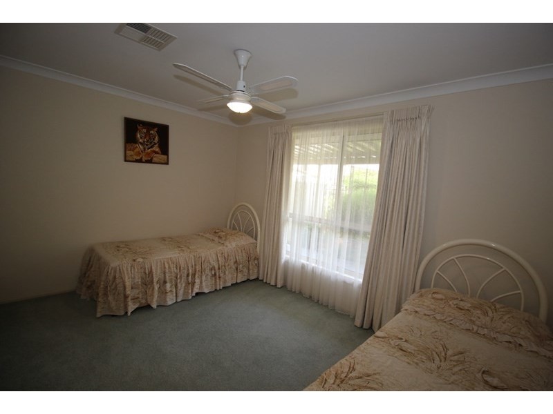 22 Edwards Crescent, Waikerie SA 5330