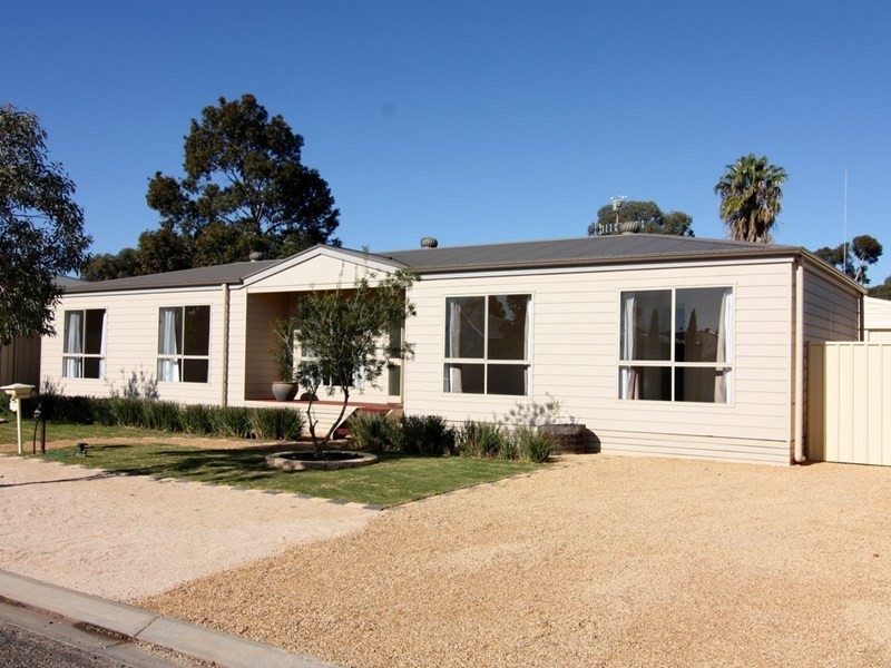 11 Schick Street, Loxton SA 5333