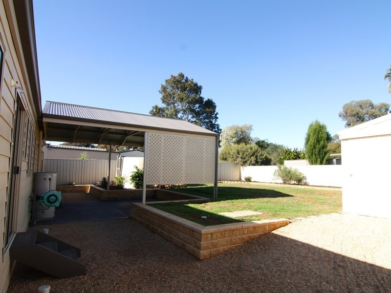 11 Schick Street, Loxton SA 5333