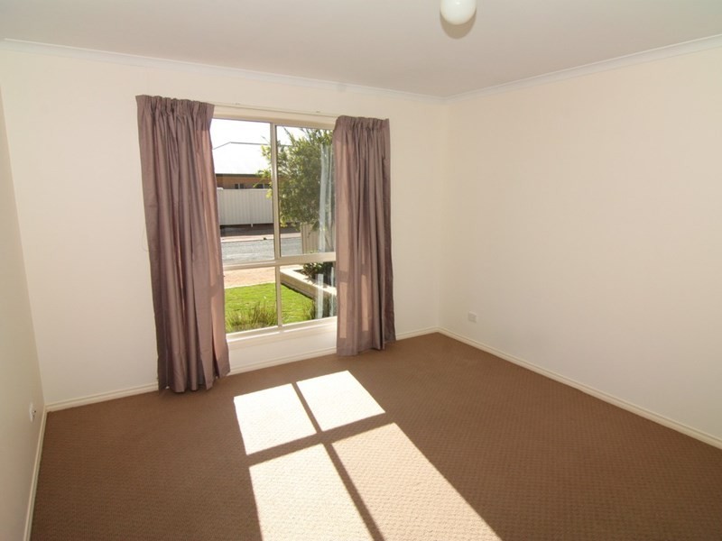 11 Schick Street, Loxton SA 5333