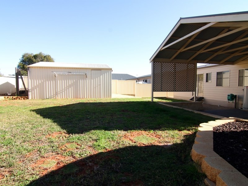 11 Schick Street, Loxton SA 5333