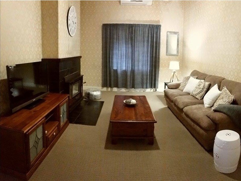 4 Strawbridge Street, Berri SA 5343