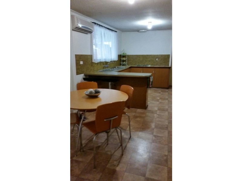 4 Strawbridge Street, Berri SA 5343