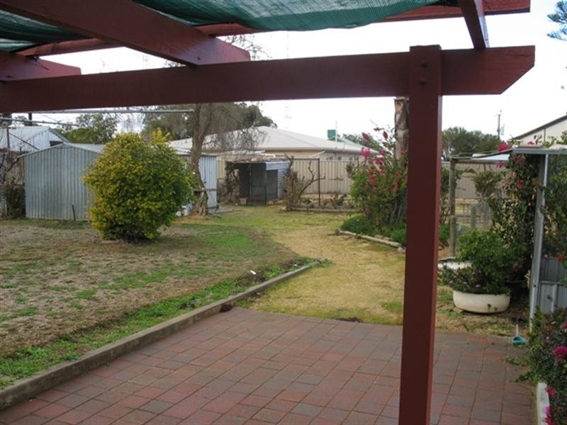 4 Park Terrace, Cobdogla SA 5346