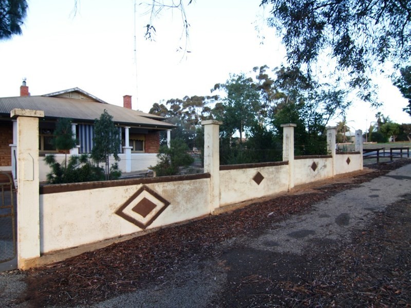 1 Ritchie Street, Barmera SA 5345