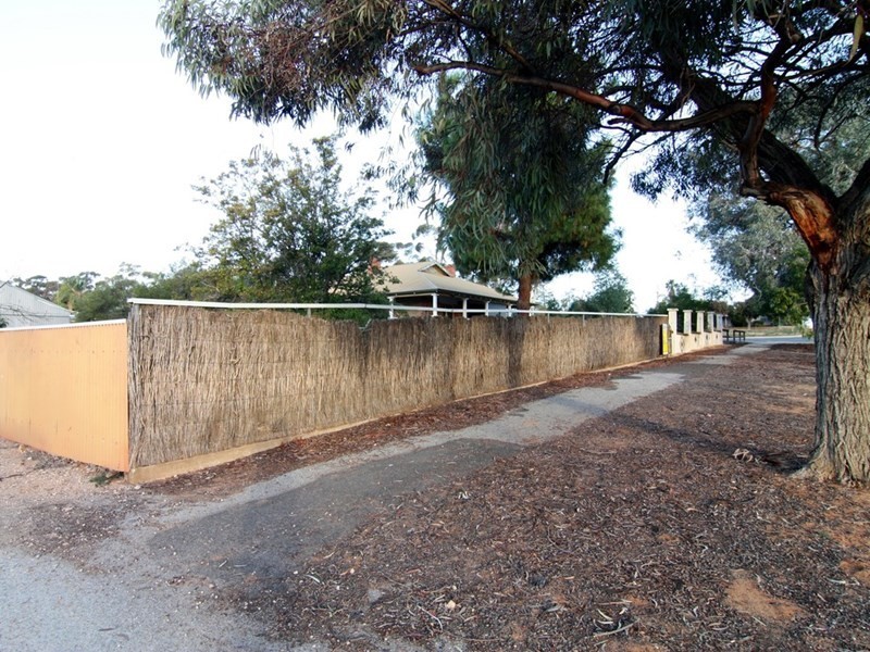 1 Ritchie Street, Barmera SA 5345