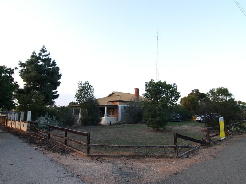 1 Ritchie Street, Barmera SA 5345