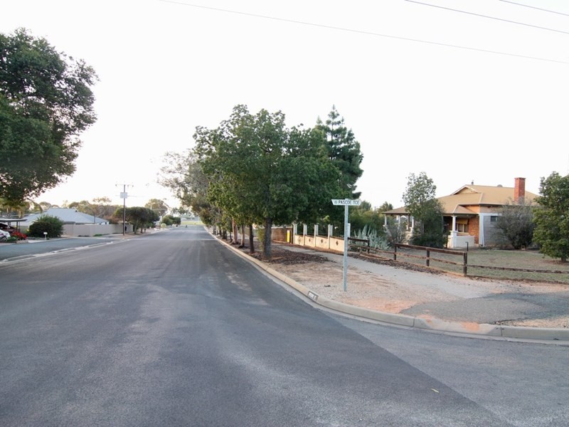 1 Ritchie Street, Barmera SA 5345