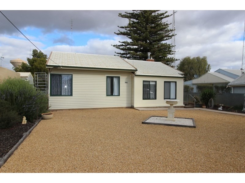 13 Jemison Street, Waikerie SA 5330