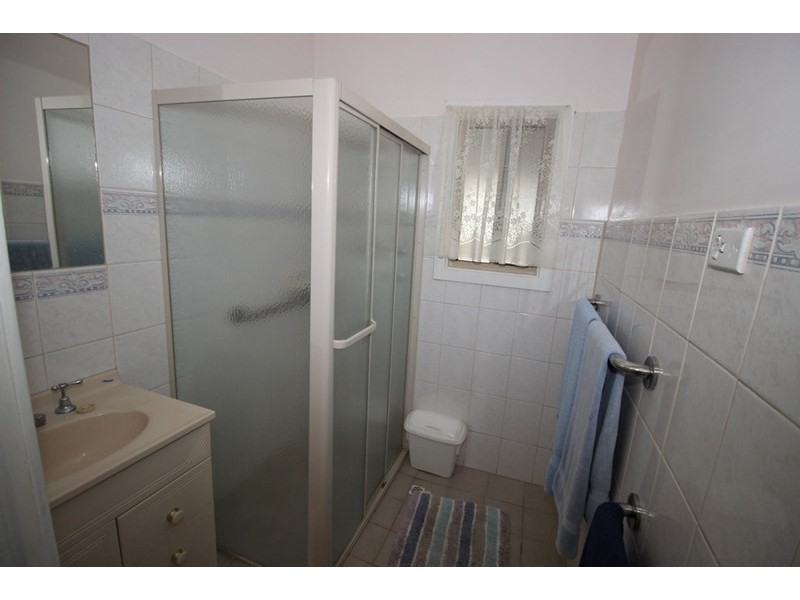 13 Jemison Street, Waikerie SA 5330