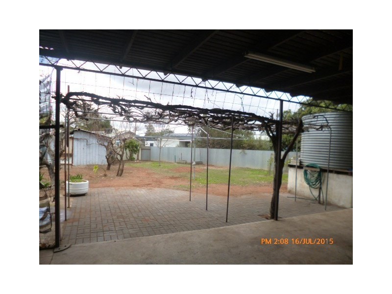 3 Strangman Road, Waikerie SA 5330