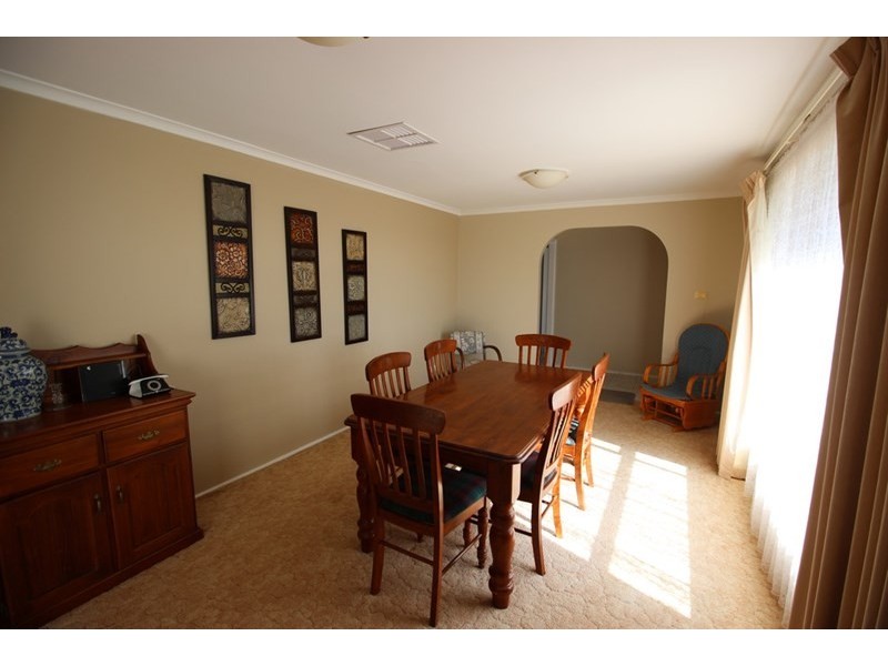 92 Benlow Road, Waikerie SA 5330