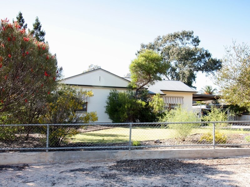 39 Acacia Avenue, Loxton SA 5333