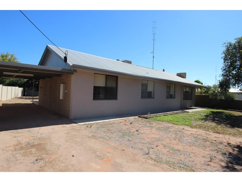 12 Lehmann Street, Waikerie SA 5330