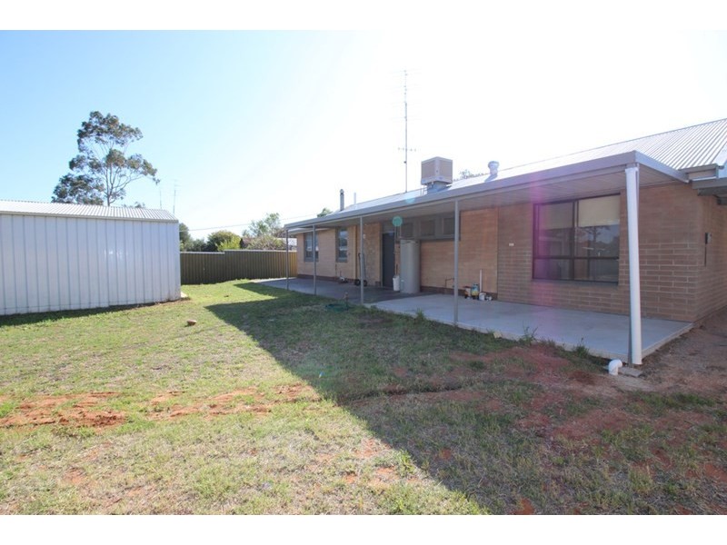 12 Lehmann Street, Waikerie SA 5330