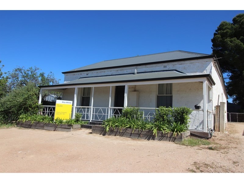 9 First Street, Morgan SA 5320