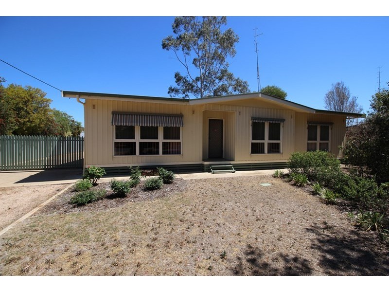 8 Lehmann Street, Waikerie SA 5330