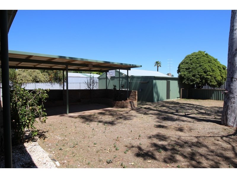 8 Lehmann Street, Waikerie SA 5330