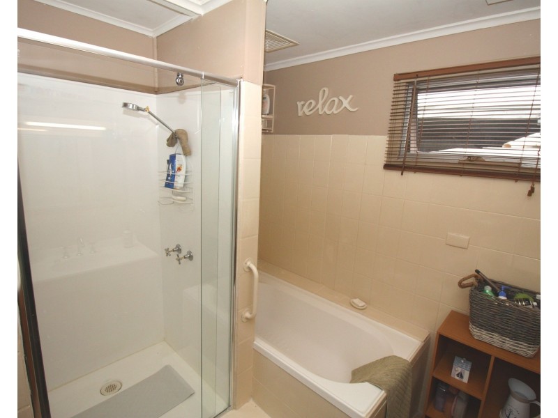 16 Pomroy Crescent, Lyrup SA 5343