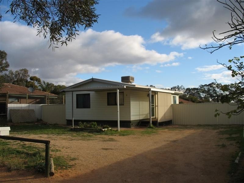 4 Todd Street, Berri SA 5343