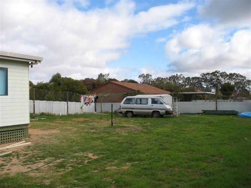 4 Todd Street, Berri SA 5343