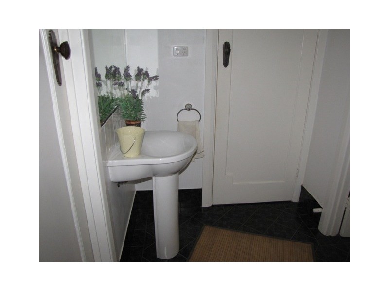 33 Lake Avenue, Barmera SA 5345