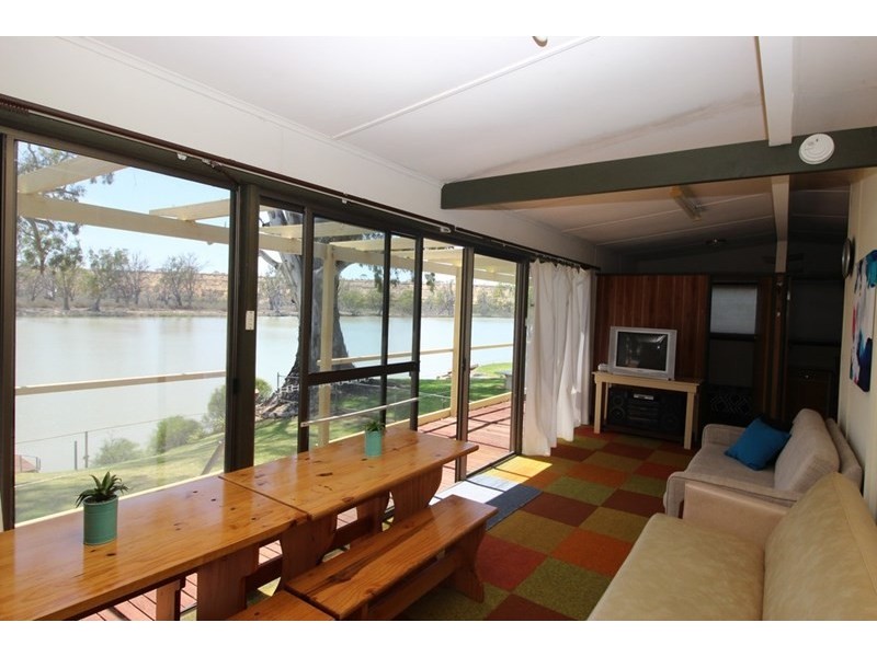 Lot 5 Page Drive, Blanchetown SA 5357