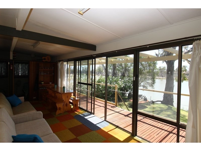 Lot 5 Page Drive, Blanchetown SA 5357