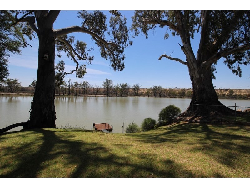 Lot 5 Page Drive, Blanchetown SA 5357