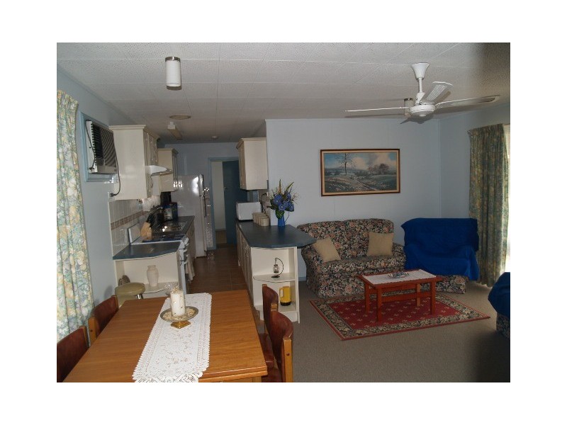 96 Isaacson Street, Waikerie SA 5330