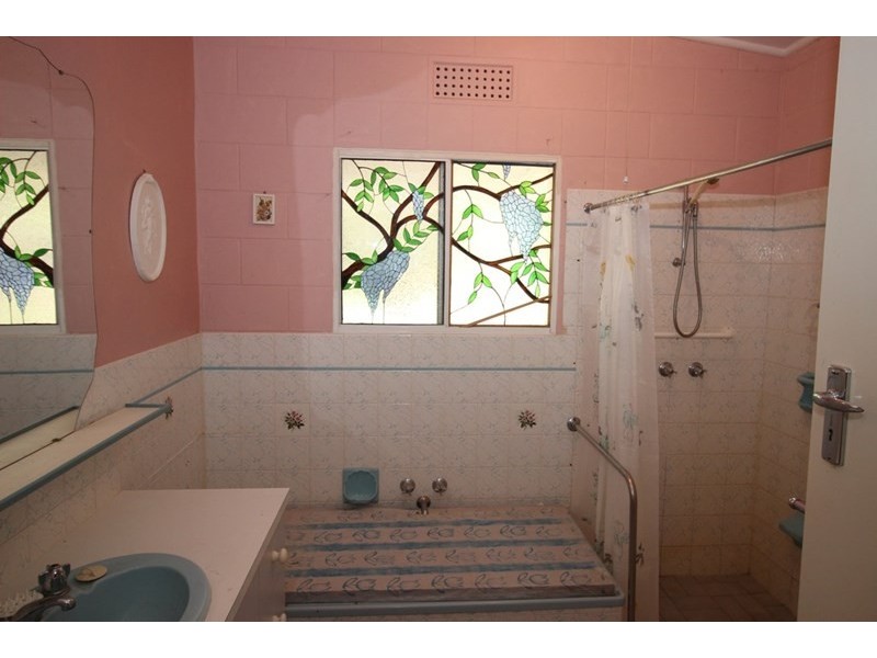 17 Vasey Road, Waikerie SA 5330