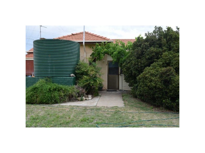 2 Dickerson Street, Barmera SA 5345