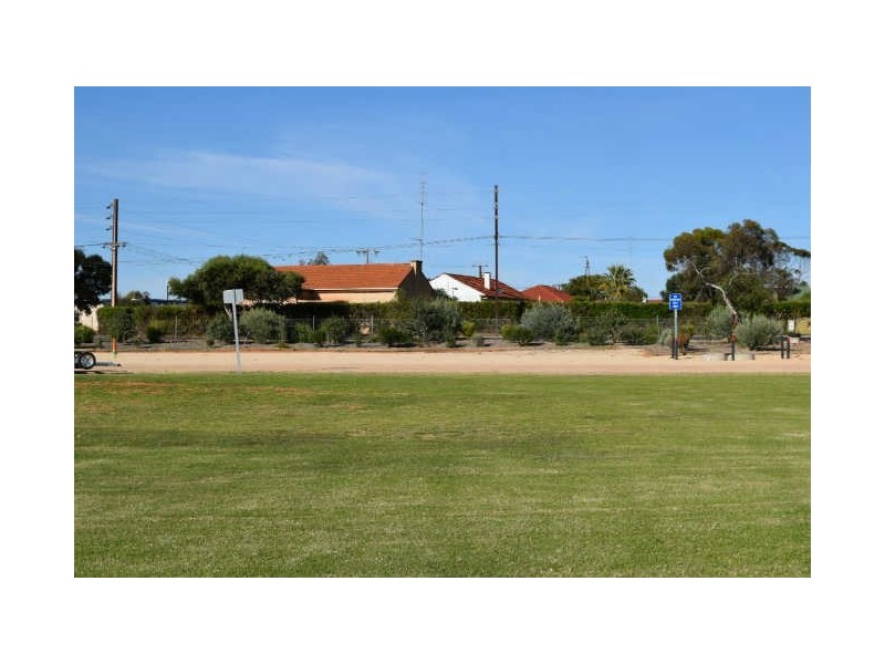 2 Dickerson Street, Barmera SA 5345