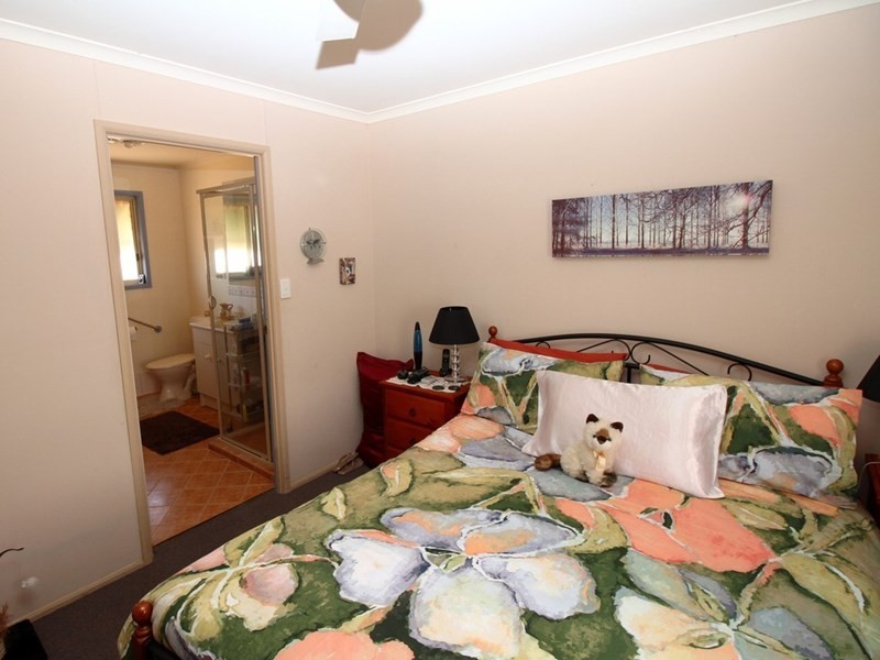 10 Torrens Street, Loxton SA 5333