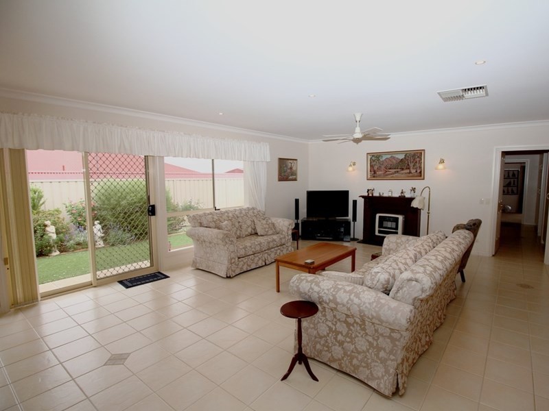 15 Schaefer Drive, Loxton SA 5333
