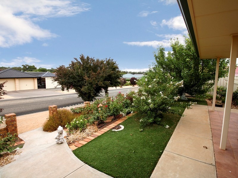 15 Schaefer Drive, Loxton SA 5333