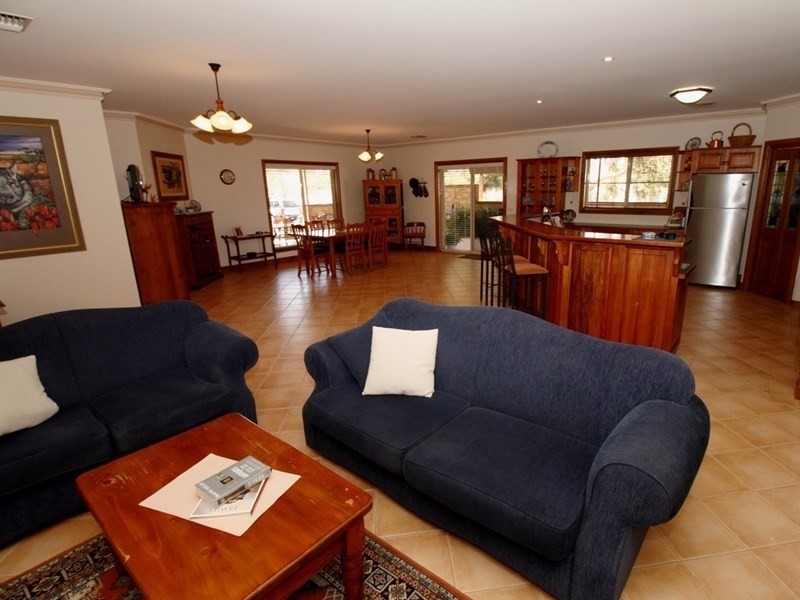 131 Nookamka Terrace, Barmera SA 5345