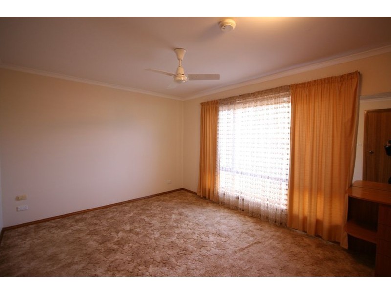 8 William Street, Loxton SA 5333