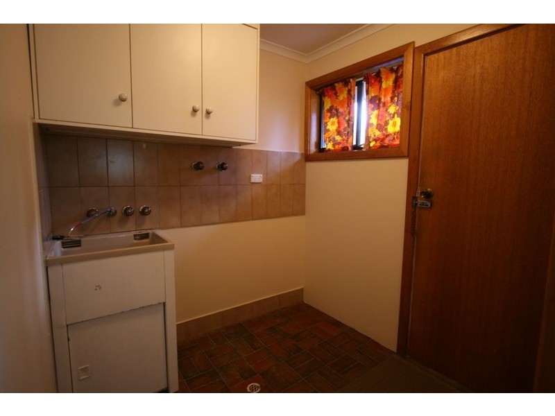 8 William Street, Loxton SA 5333