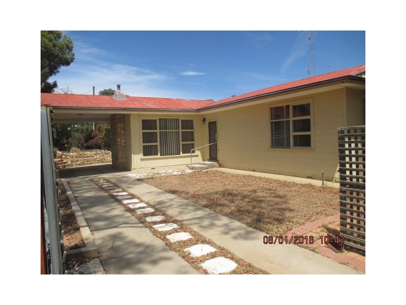 12 Clark Street, Berri SA 5343