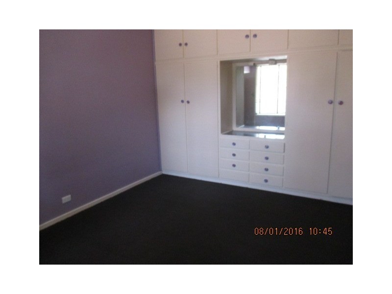 12 Clark Street, Berri SA 5343