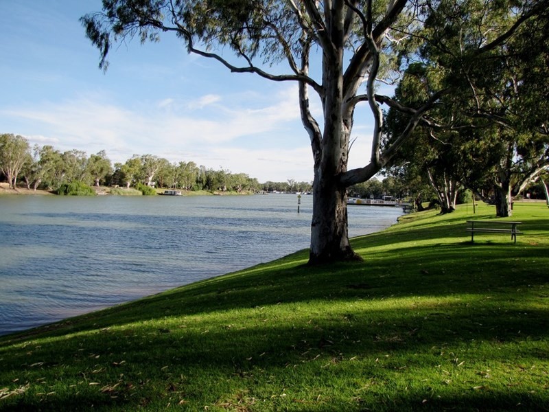 2 Riverview Terrace, Morgan SA 5320