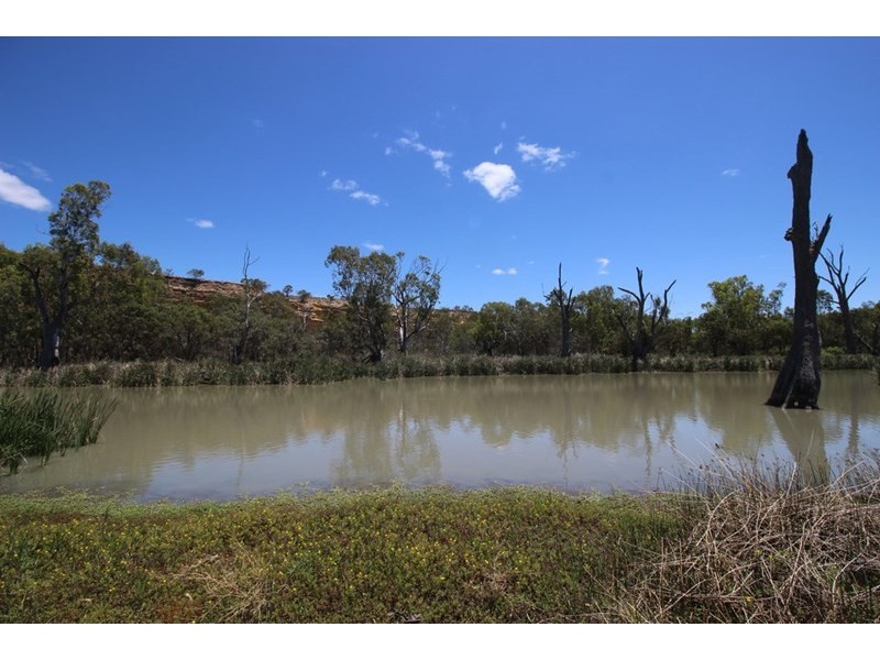 Lot 2-3 and Sec 26 Murraylands Road, Blanchetown SA 5357