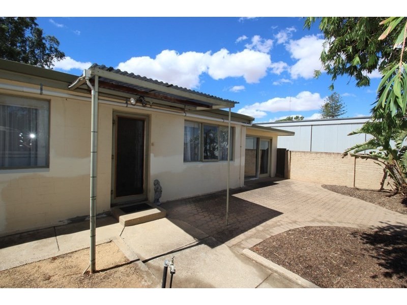 4 Railway Terrace, Waikerie SA 5330