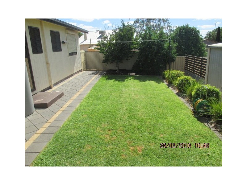 11a First Street, Loxton SA 5333