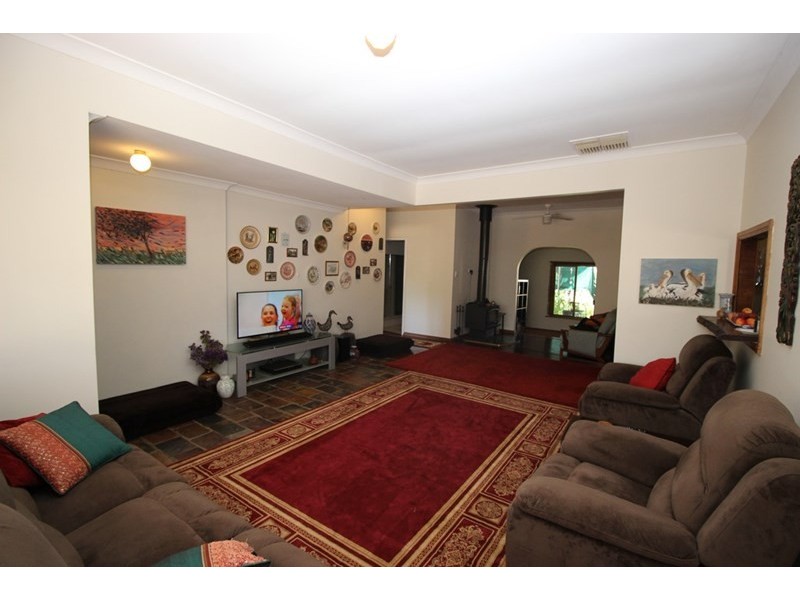 32 Kirby Street, Waikerie SA 5330