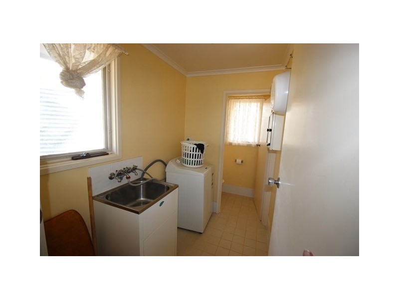 24 Strangman Road, Waikerie SA 5330