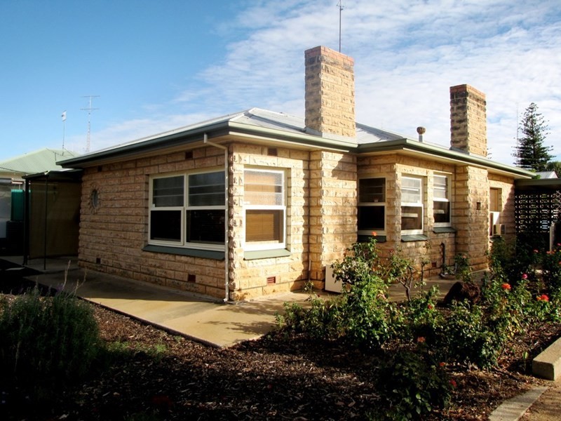 6 Wilkinson Street, Berri SA 5343