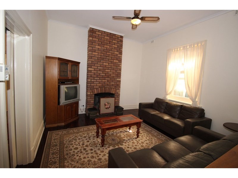 18 Peake Terrace, Waikerie SA 5330