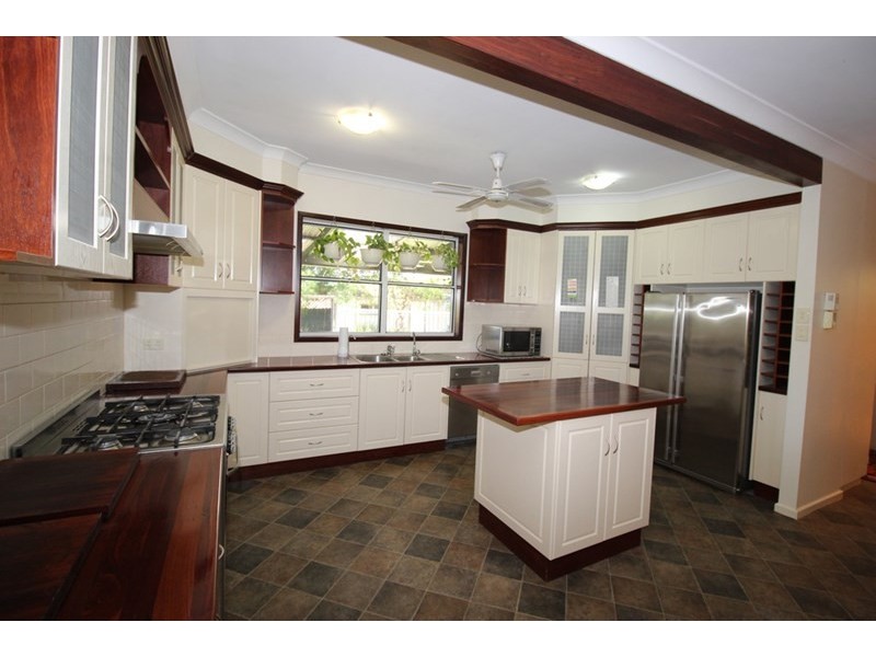 18 Peake Terrace, Waikerie SA 5330